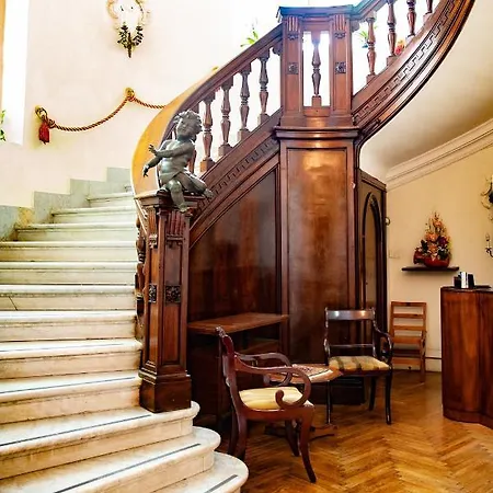 Hotel Maria Teresa Vendicio
