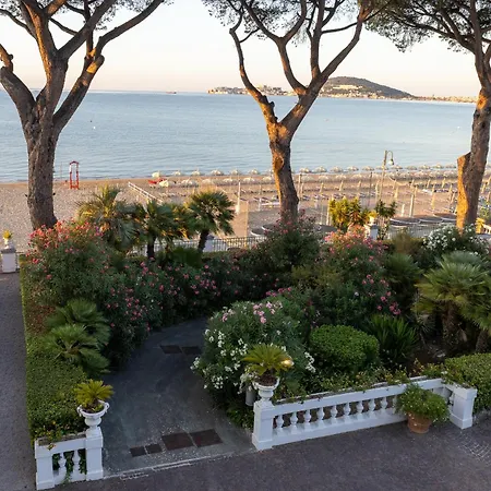 Hotel Maria Teresa Boutique 4*